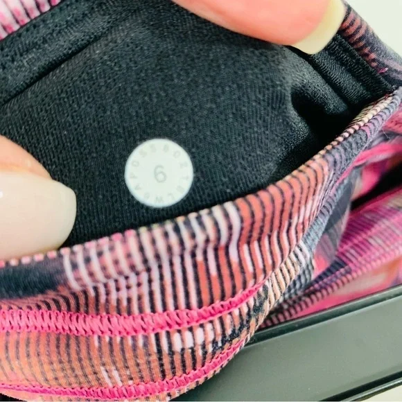Lululemon On Pace Crop *21" Sun Dazed Multi Pink Size 6 - Picture 6 of 10